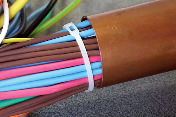 BELTO® cable tie: more cables in one volume