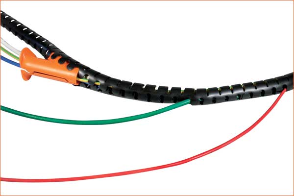 Gaine de protection des câbles PLIOZIP : dérivations possibles facilement